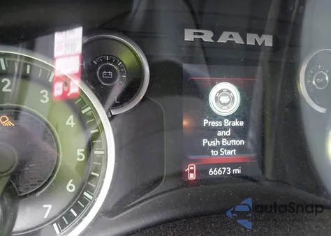 2020 Ram 1500 Big Horn 4X4 6'4 Box из США, поврежденный, VIN 1C6SRFMT3LN143125